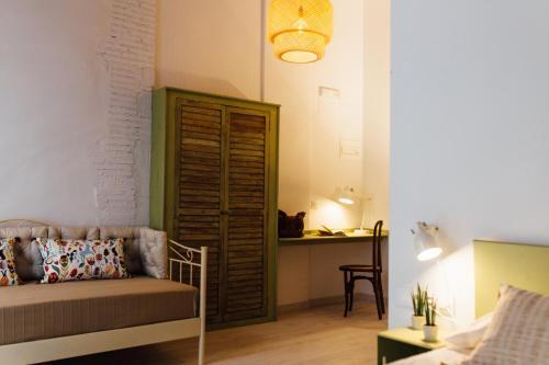 Hostal Ottoh Charm Stay