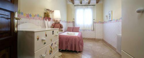 Valldemossa Villa Sleeps 8 Pool Air Con Wifi