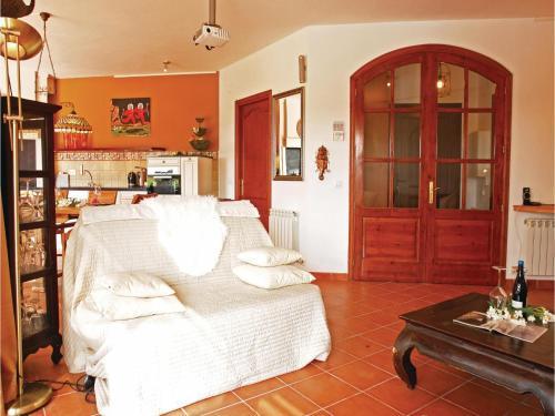 Three-bedroom Holiday Home In Vilacolum