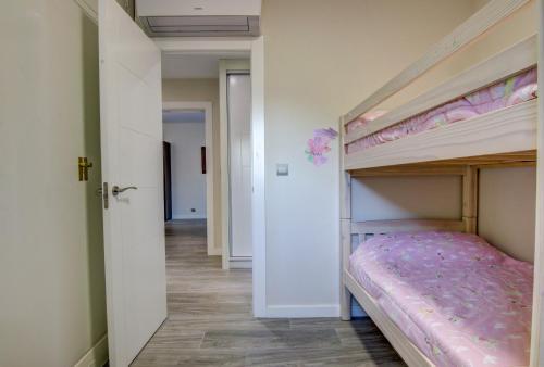 Paradise Apartment In Sainvi