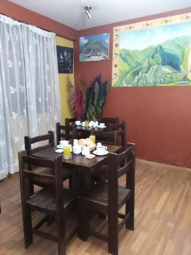 Alejandros Hotel