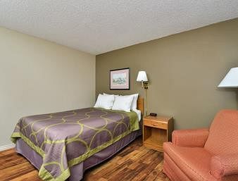 Hotel Super 8 Marshall Mn