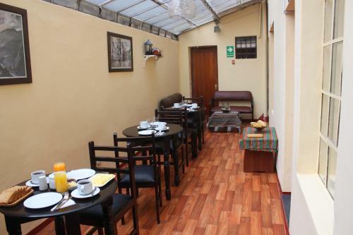 Hostal Cultural Guest House