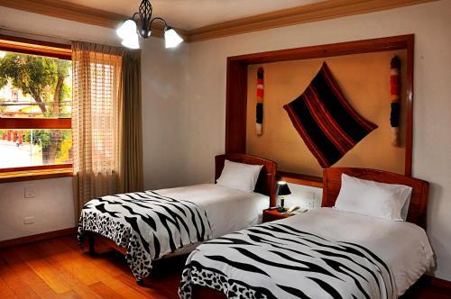 Hotel Centenario Inn