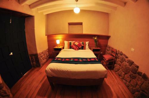 Nao Victoria Hostel