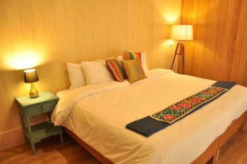 Nao Victoria Hostel