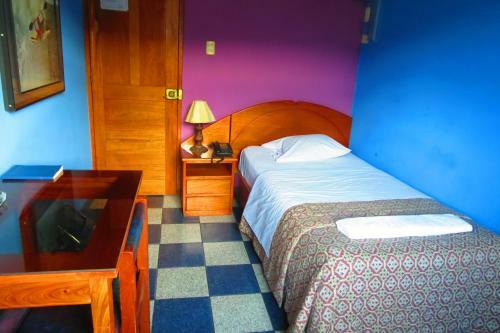 Hotel Tours