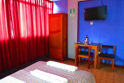 Hotel Tours