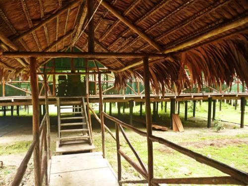 Wimba Lodge
