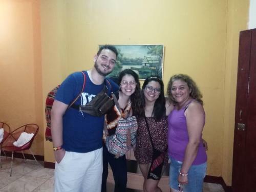 Hostal Guten House Hostel