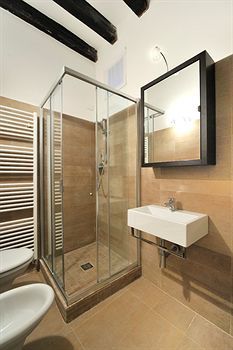 Hotel Rialto Project Apartments