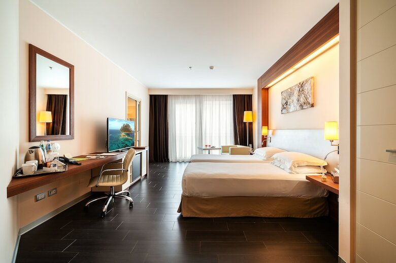 Hotel Doubletree By Hilton Olbia Sardinia