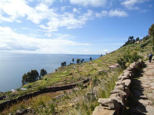 Posada El Encanto De Amantani