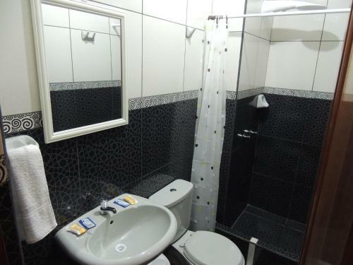 Hostal Los Quetzales - Oxapampa