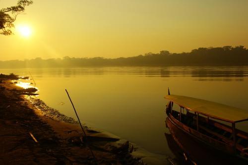 Paradise Amazon Tambopata Ecolodge