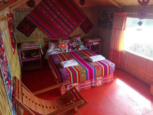 Uros Aruntawi Lodge
