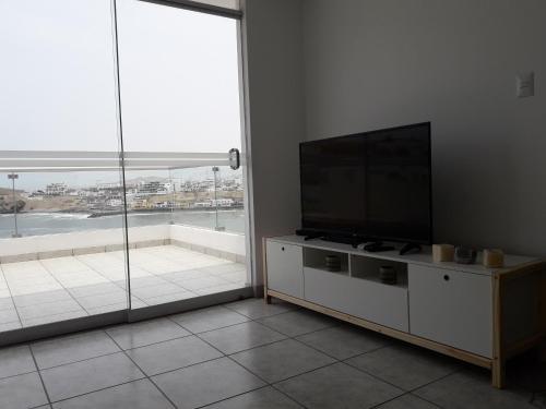 Cozy & Elegant Apartment With A Stunning View To Sea