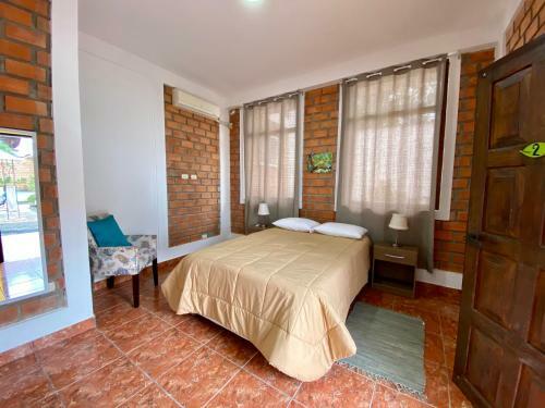 Hostal Mi Querencia