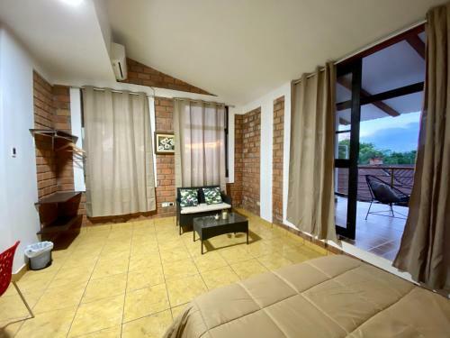 Hostal Mi Querencia
