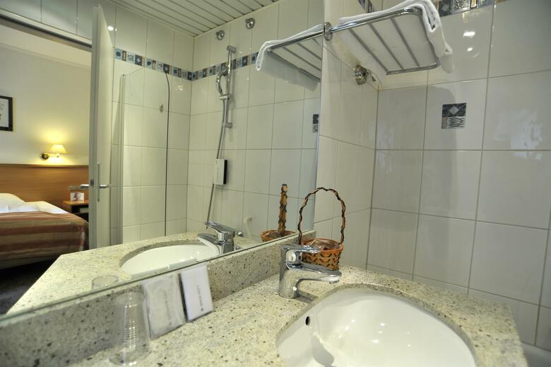 Hotel Golden Tulip Central Molitor