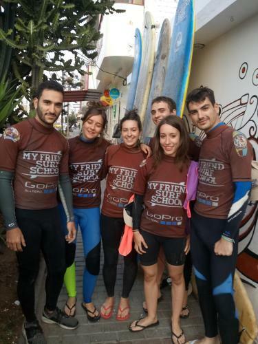 Albergue My Friend Surf Hostal
