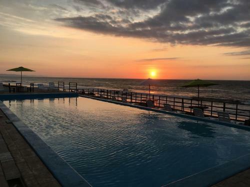 Hotel Per� Hosting - Punta Sal