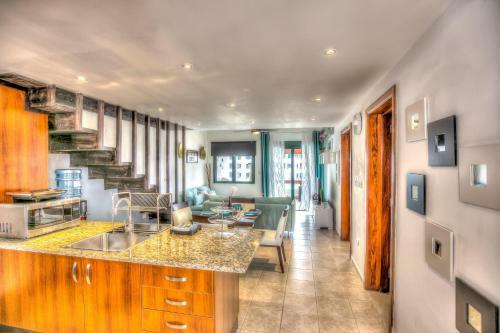 Apartamento Beach Apt With Pool Views In Stanza Mare