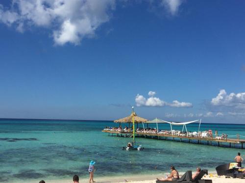 Apartamento Ocean Front 2br @cadaquescaribe Bayahibe