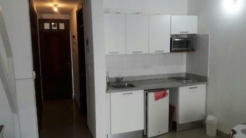 Apartamento Para Estadias Cortas Y Largas Con Muebles Basicos