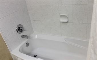 Hotel Howard Johnson Inn Sarnia