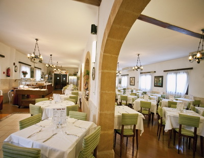 Romantic Hotel