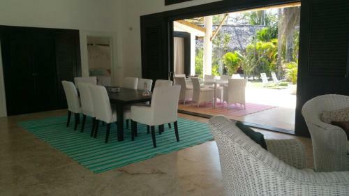 Villa Las Marinas