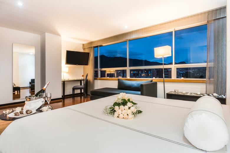 One Sixteen Hotel