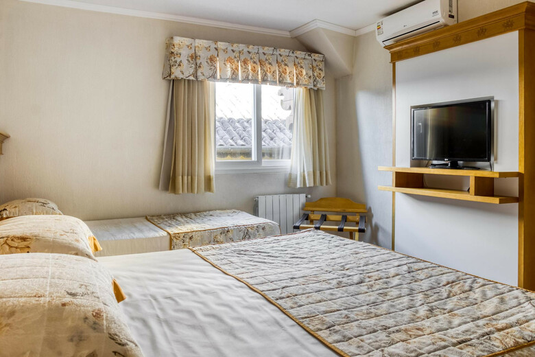 Hotel Encantos Do Sul