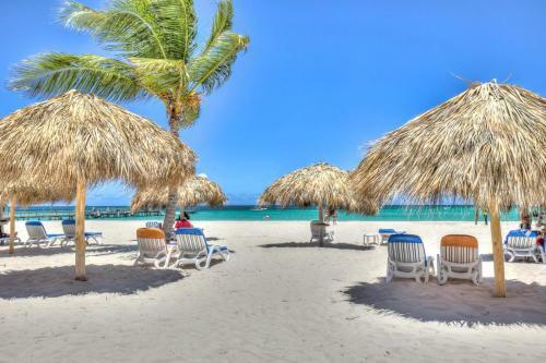 Oceanview 2bdr Beach Apartment S-g402