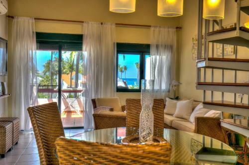 Oceanview 2bdr Beach Apartment S-g402
