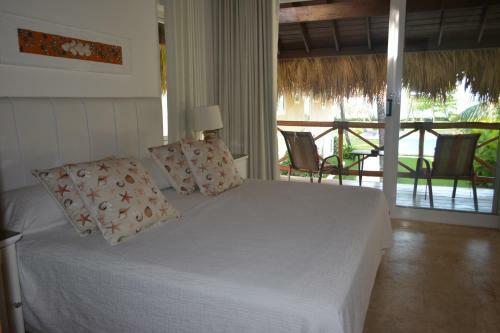 Las Olas Luxury Villas #4