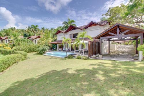 Villa Monta�a 35