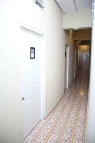 Albergue Tau Casa Santom�