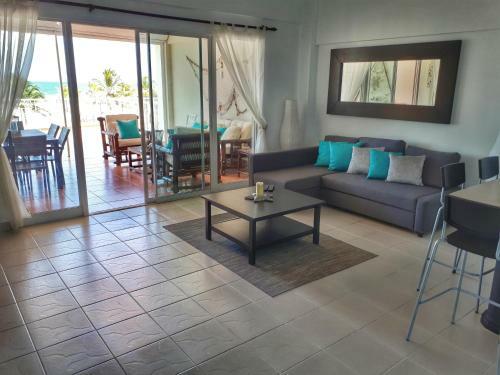 Juan Dolio Front Beach Apartment