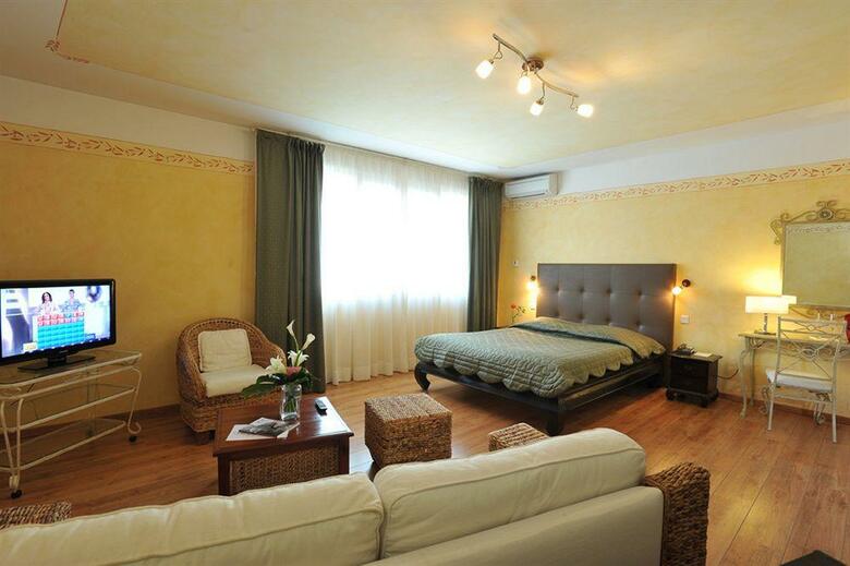 Hotel Rotonde