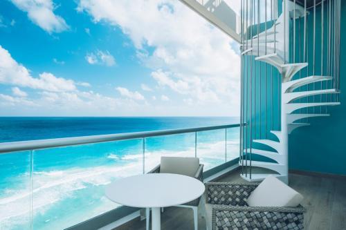 Hotel Coral Level At Iberostar Selection Canc�n