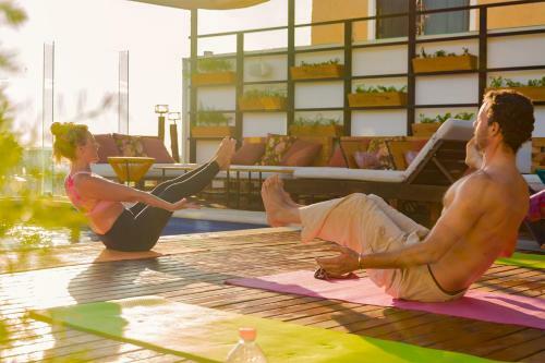 Nomads Hostel & Bar Canc�n
