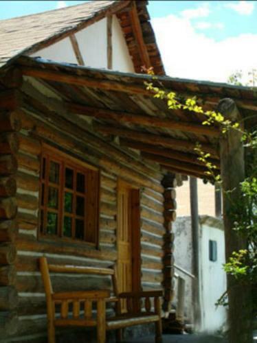 Lodge Caba�as Montebello Inn
