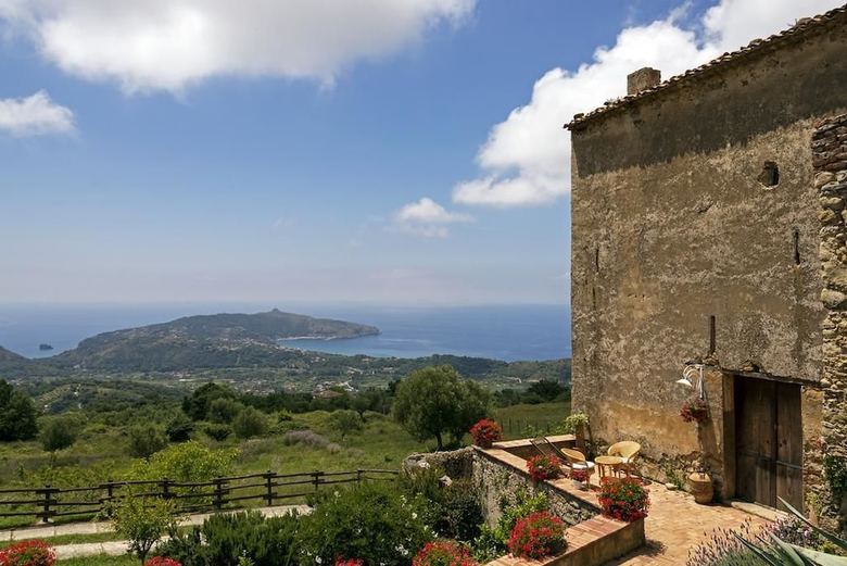Il Castello Di San Sergio - Bed & Breakfast