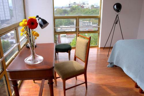 Art Apartment With Amazing View