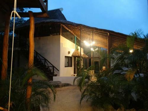 Lodge Pueblito Selva Chemuyil