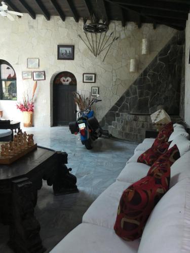 Hotel Rancho Agua Salada
