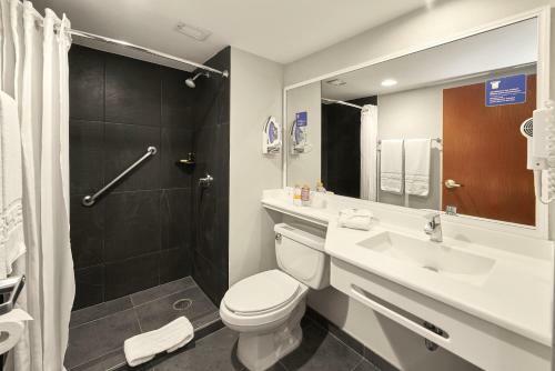 Hotel City Express Ensenada