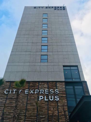 Hotel City Express Plus Ensenada
